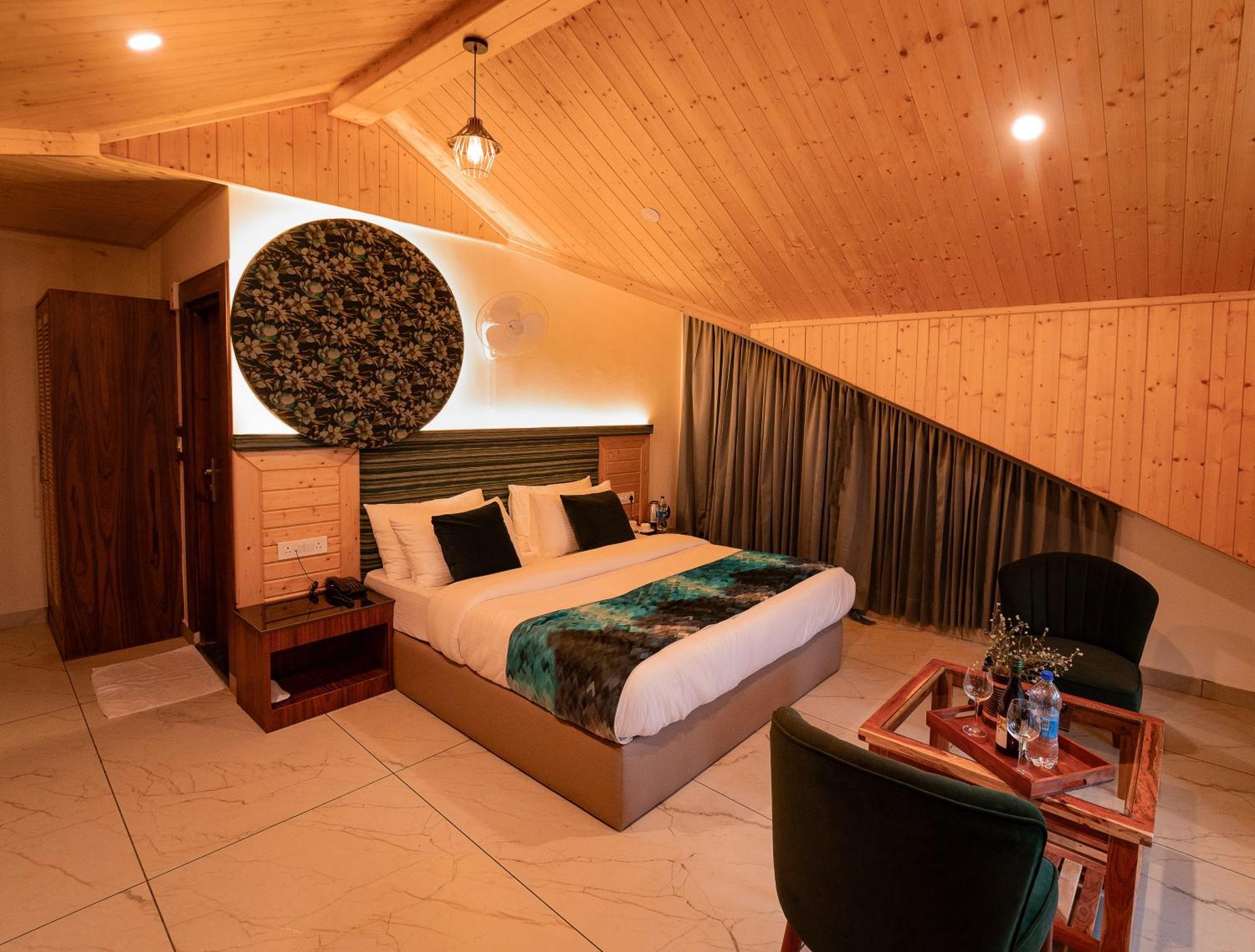Nazaara - A Luxe Retreat Hotel Manali  Bagian luar foto