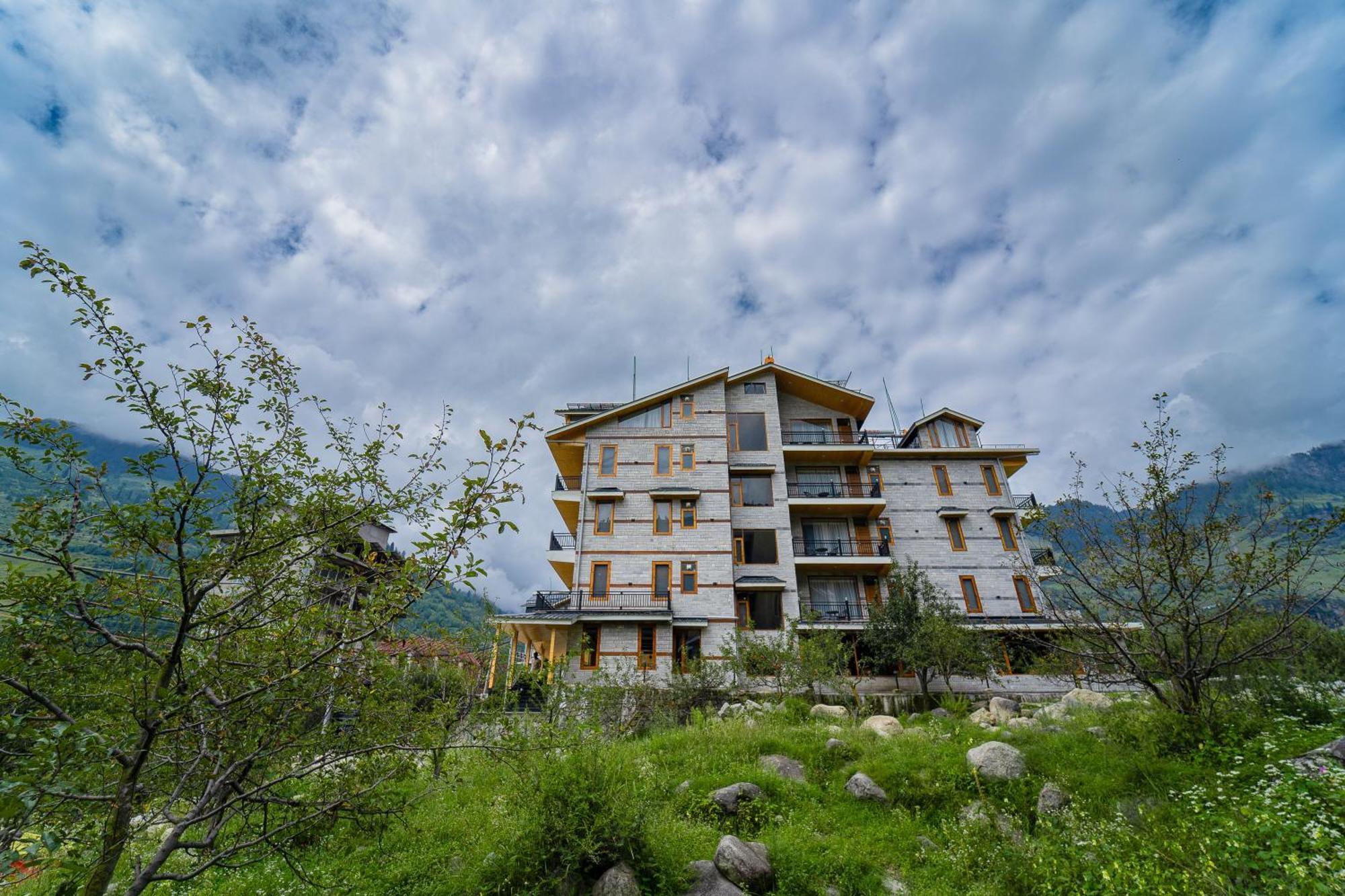Nazaara - A Luxe Retreat Hotel Manali  Bagian luar foto